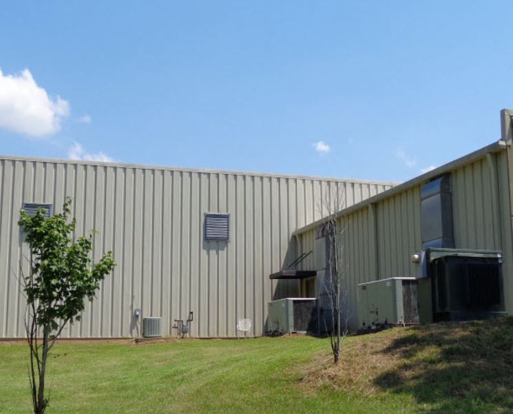 Former Jackson Lighting: 227 Marketridge Dr, Ridgeland, MS 39157